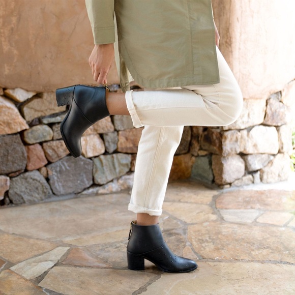 Nisolo Dari Commuter Boot, Size 6.5, New - Picture 8 of 8